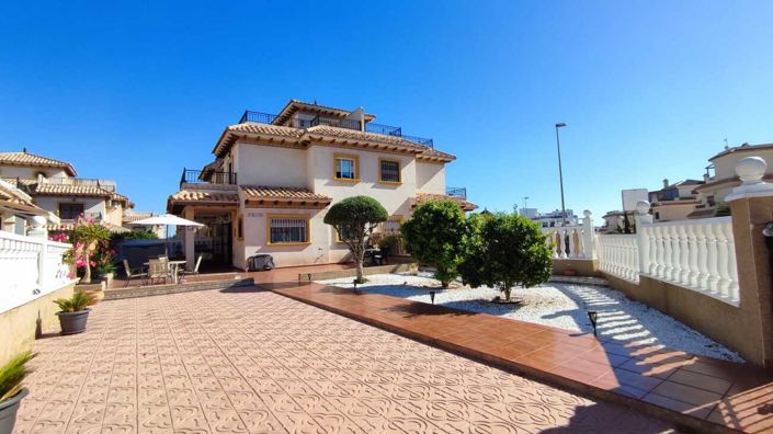 Image No.24-2 Bed Villa for sale