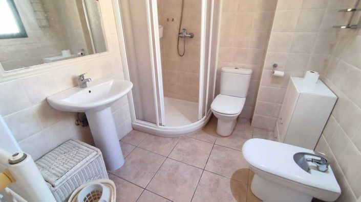 Image No.7-4 Bed Villa for sale