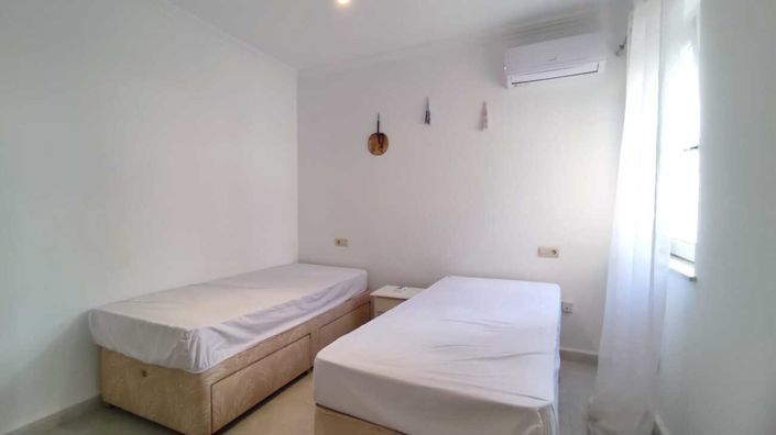 Image No.17-2 Bed Villa for sale