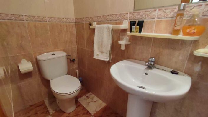 Image No.14-2 Bed Villa for sale