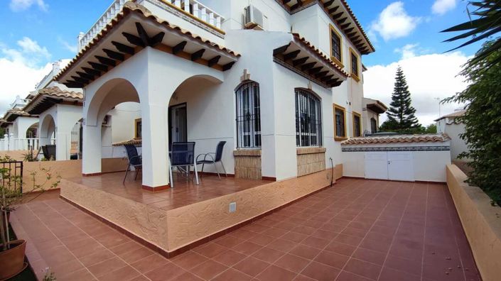 Image No.20-2 Bed Villa for sale