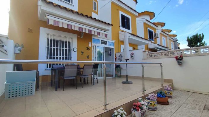 Image No.11-2 Bed Townhouse for sale