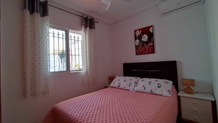 Image No.5-2 Bed Bungalow for sale