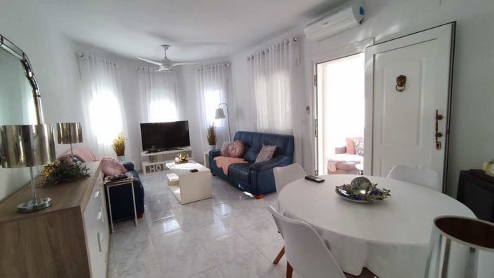 Image No.3-4 Bed Villa for sale