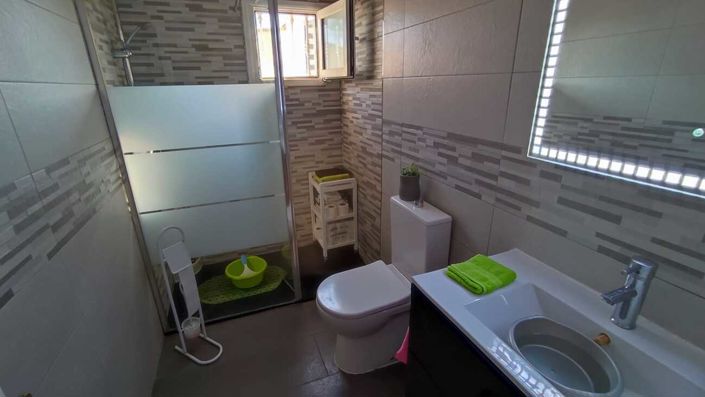 Image No.6-4 Bed Villa for sale