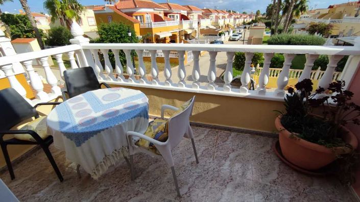 Image No.12-2 Bed Townhouse for sale