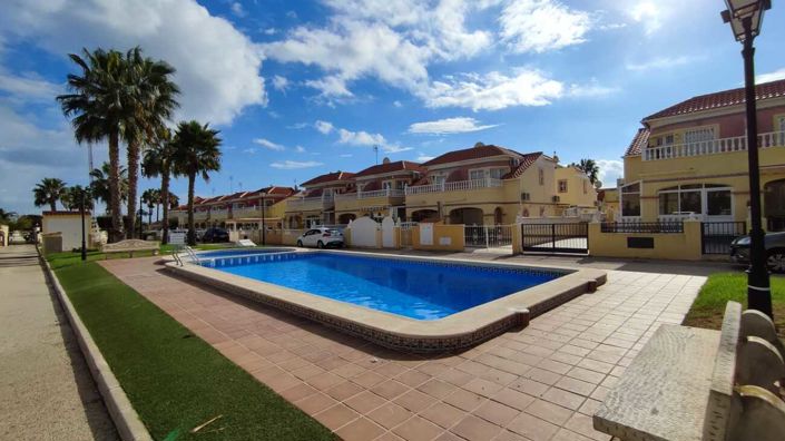 Image No.23-2 Bed Townhouse for sale