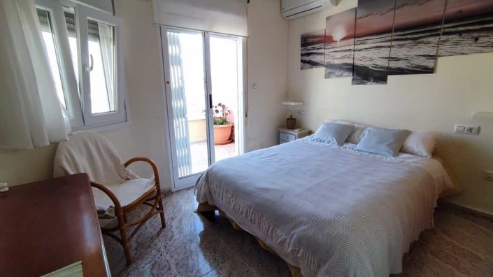 Image No.5-2 Bed Townhouse for sale