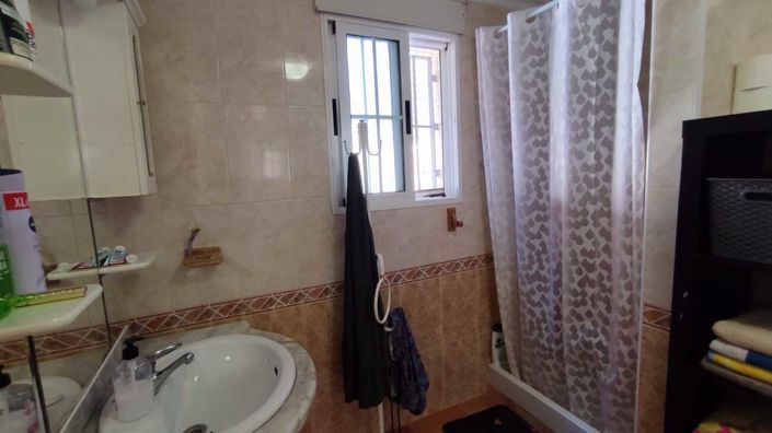 Image No.25-5 Bed Villa for sale