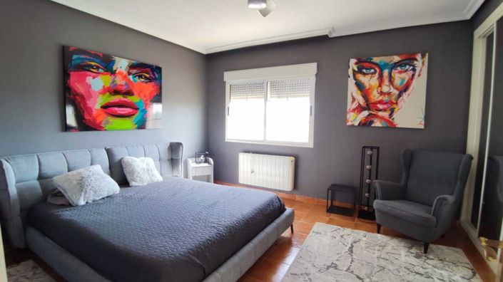 Image No.29-5 Bed Villa for sale