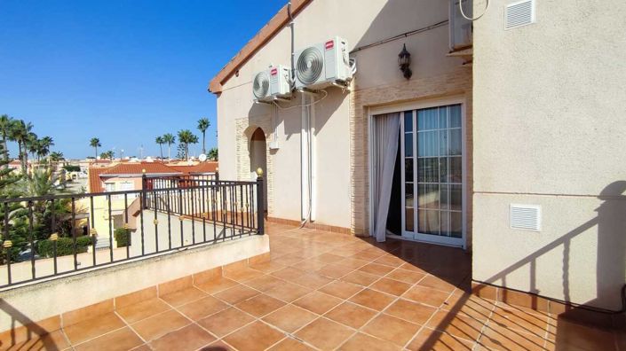 Image No.33-5 Bed Villa for sale