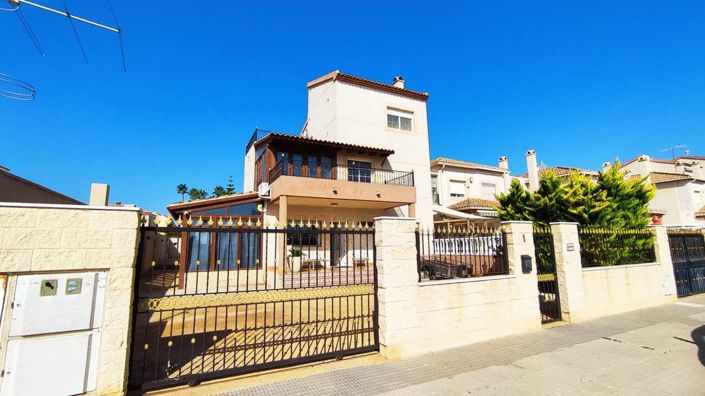 Image No.35-5 Bed Villa for sale