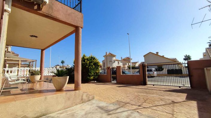 Image No.10-5 Bed Villa for sale