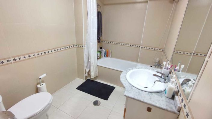 Image No.18-2 Bed Apartment for sale