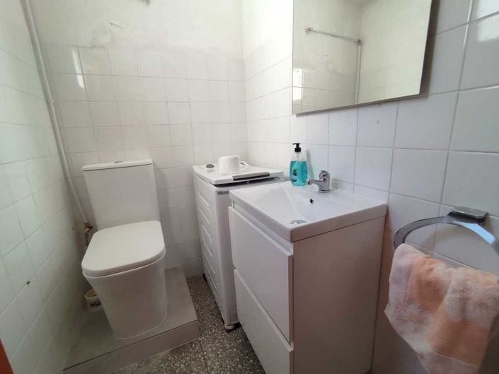 Image No.16-3 Bed Property for sale