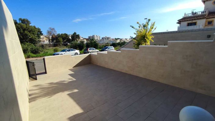 Image No.25-2 Bed Apartment for sale