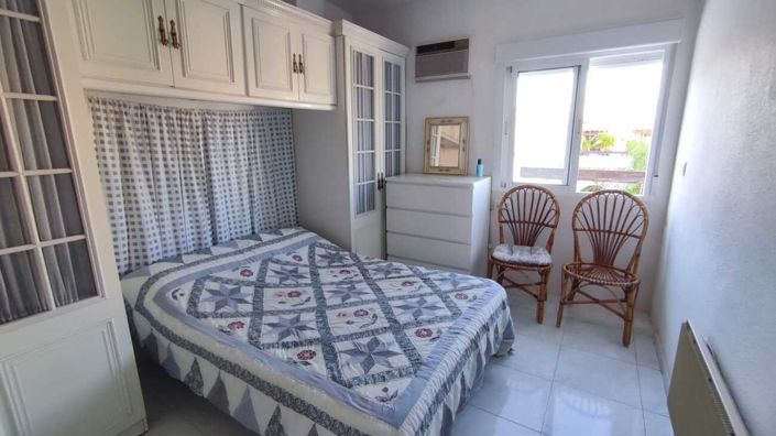 Image No.7-1 Bed Property for sale