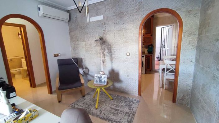 Image No.20-2 Bed Apartment for sale