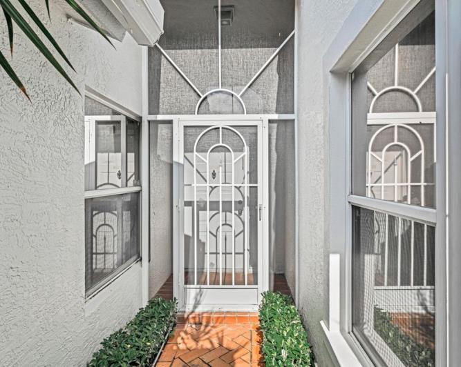 Image No.3-2 Bed Villa for sale