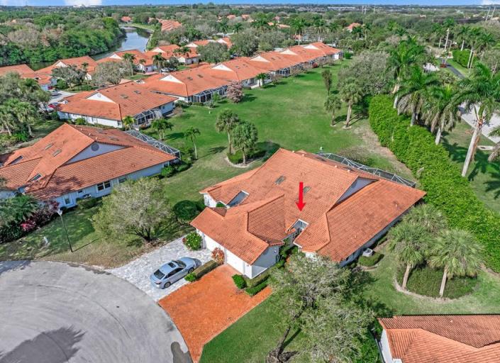 Image No.39-2 Bed Villa for sale