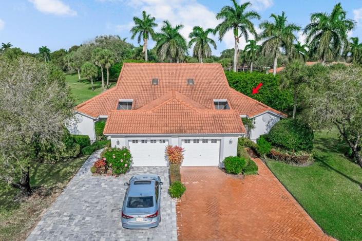 Image No.40-2 Bed Villa for sale