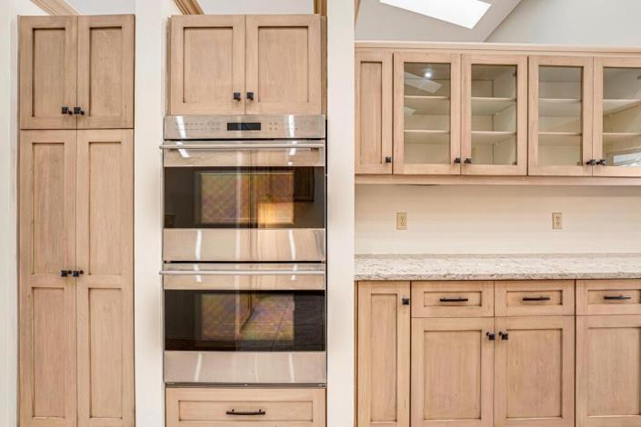 Image No.37-5 Bed House for sale