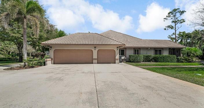 Image No.58-5 Bed House for sale