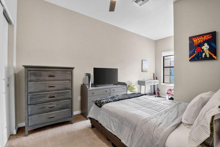 Image No.22-3 Bed Townhouse for sale