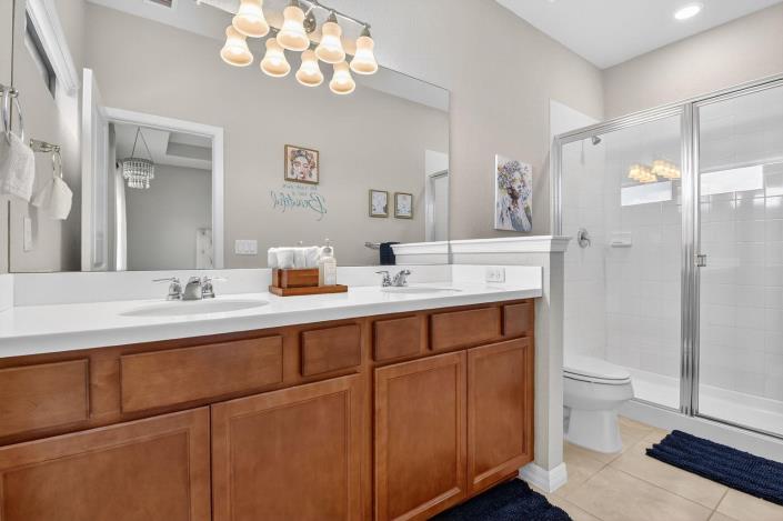 Image No.27-3 Bed Townhouse for sale