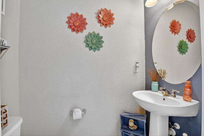 Image No.30-3 Bed Townhouse for sale