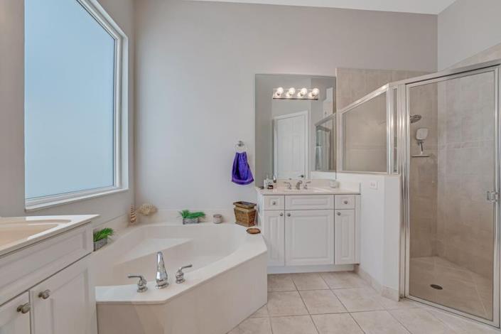 Image No.23-3 Bed House for sale