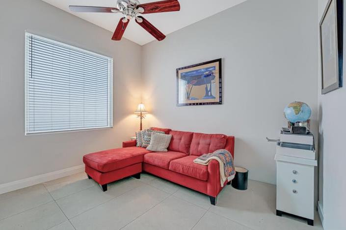 Image No.31-3 Bed House for sale