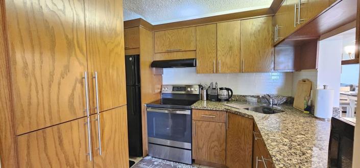 Image No.8-2 Bed Condo for sale