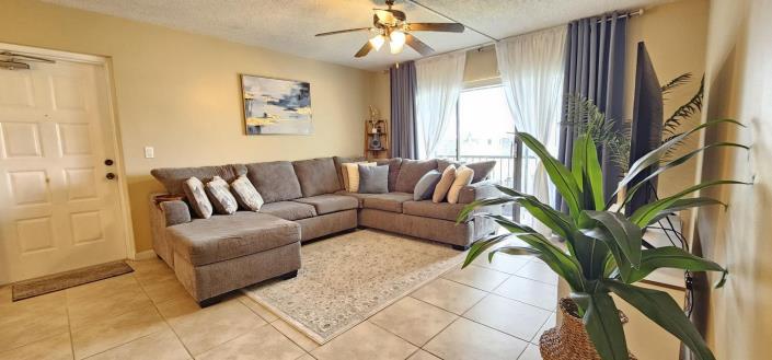 Image No.9-2 Bed Condo for sale