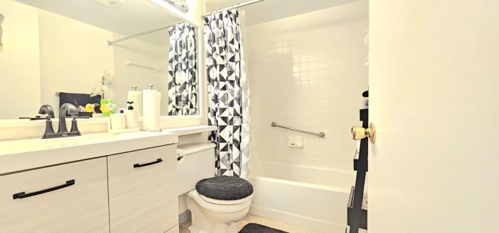 Image No.10-2 Bed Condo for sale