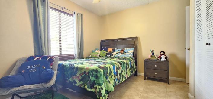 Image No.12-2 Bed Condo for sale