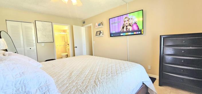 Image No.14-2 Bed Condo for sale