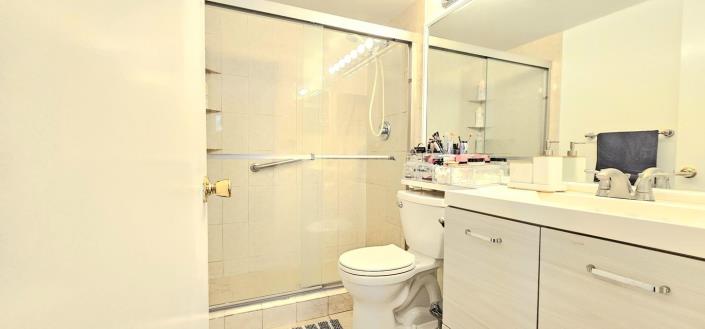 Image No.15-2 Bed Condo for sale