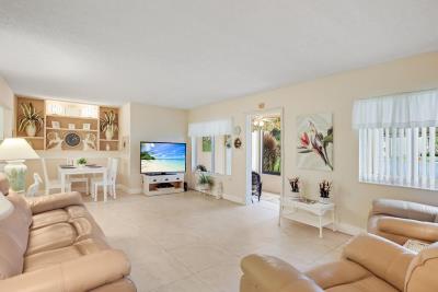 1 - Greenacres, Condo