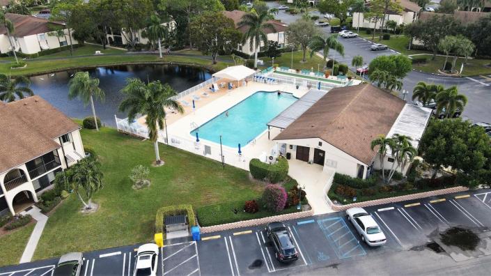 Image No.19-2 Bed Condo for sale