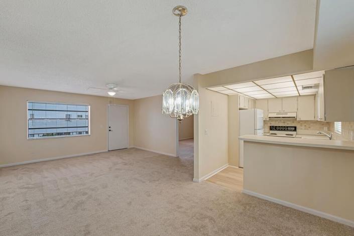 Image No.4-2 Bed Condo for sale