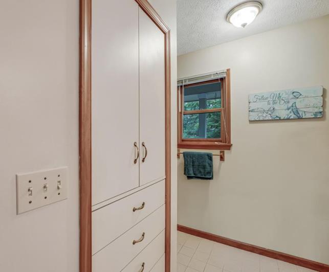 Image No.24-4 Bed House for sale