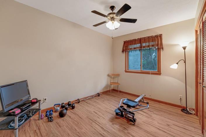 Image No.33-4 Bed House for sale