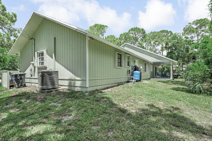 Image No.42-4 Bed House for sale