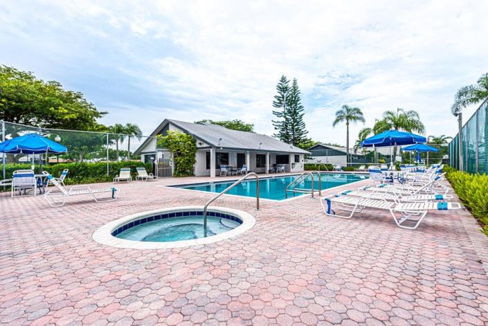 Image No.30-3 Bed Villa for sale