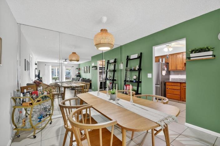 Image No.8-2 Bed Condo for sale