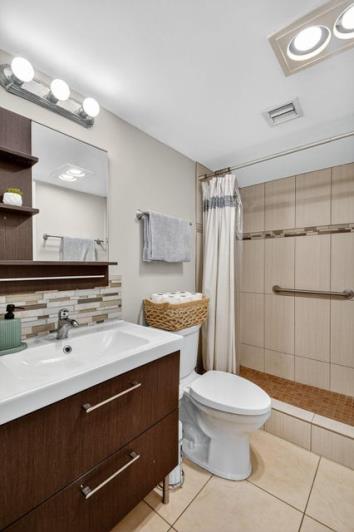 Image No.29-2 Bed Condo for sale