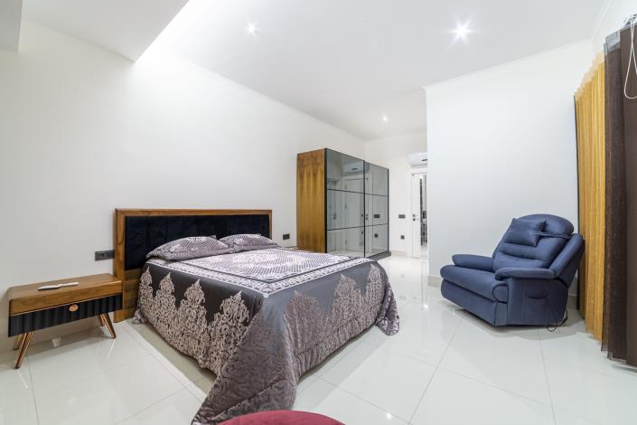 Image No.24-3 Bed Penthouse for sale