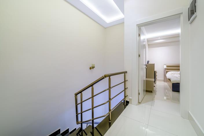 Image No.30-3 Bed Penthouse for sale