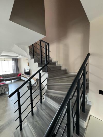 Image No.4-3 Bed Penthouse for sale